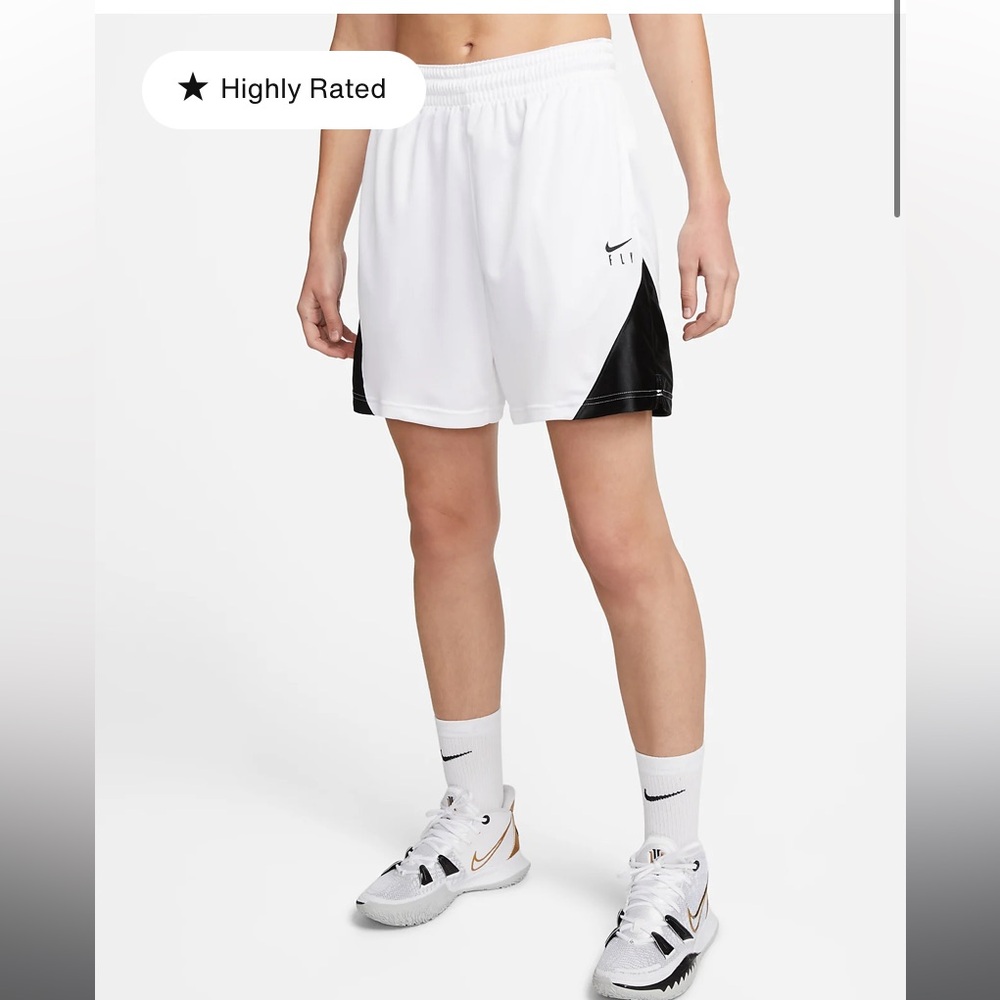 Women’s Nike Fly Basketball Shorts. NWT Dri-Fit. Loose Fit W/Pockets Sz. S